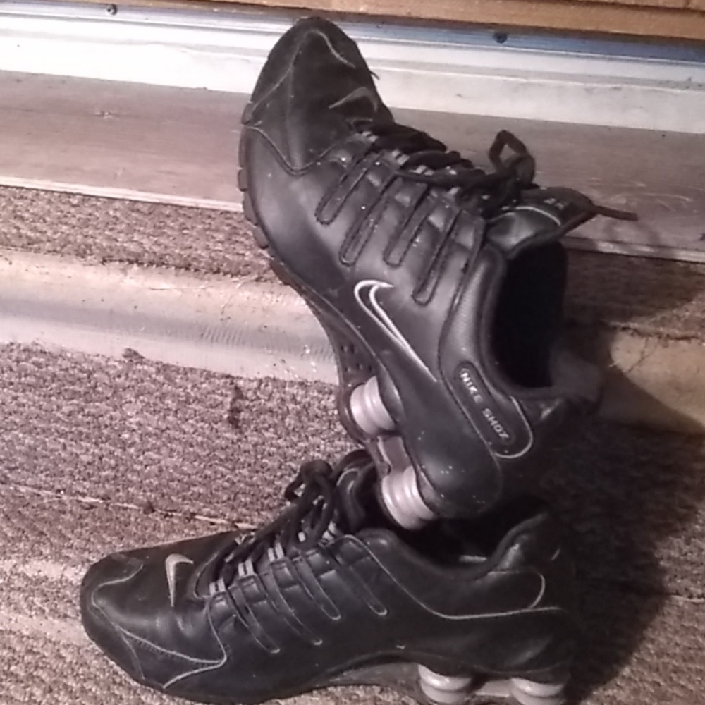 Nike shocks